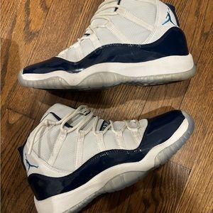 Air Jordan Retro 11 youth 7